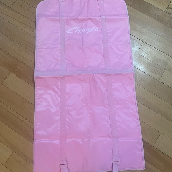 Capzio Dance Costume Bag- New - Picture 3 of 3